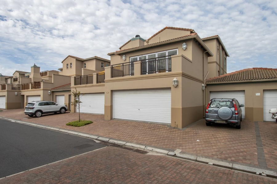 3 Bedroom Property for Sale in Royal Ascot Western Cape